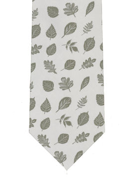 Leaves Tie